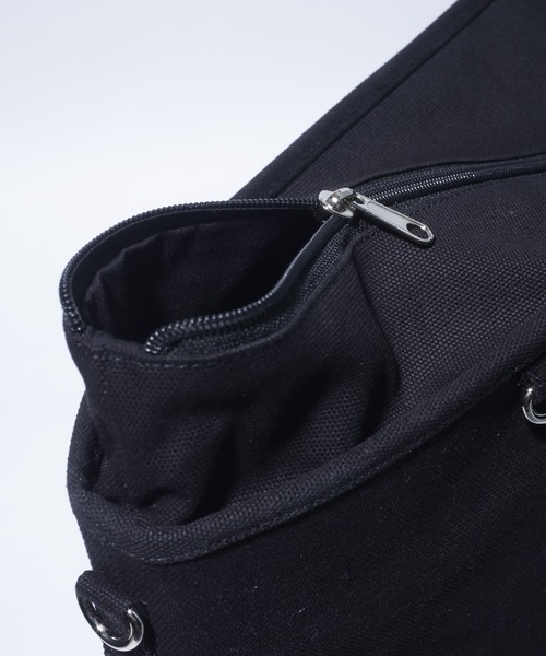 XLARGE（エクストララージ）の「MULTI LOGO TOTE BAG（トートバッグ・メンズ・カモフラージュ/ホワイト/ブラック・ONE SIZE）」の7枚目の写真