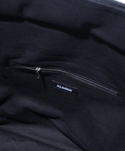 XLARGE（エクストララージ）の「MULTI LOGO TOTE BAG（トートバッグ・メンズ・カモフラージュ/ホワイト/ブラック・ONE SIZE）」の6枚目の写真
