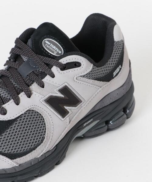 NEW BALANCE（ニューバランス）の「NEW BALANCE　U2002（スニーカー・メンズ・グレー系その他・26.5/26/28/27.5/27）」の2枚目の写真