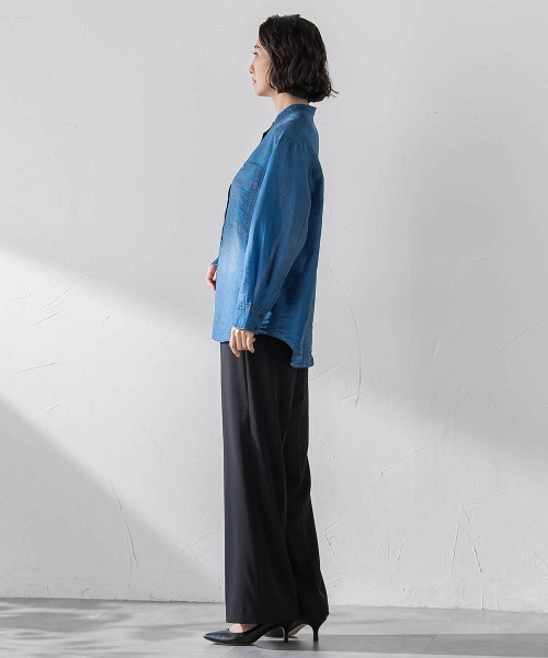 la.f…(ラエフ)の「シアーデニムシャツ(シャツ/ブラウス・レディース・ブルー/ネイビー・7号/9号)」の14枚目の写真