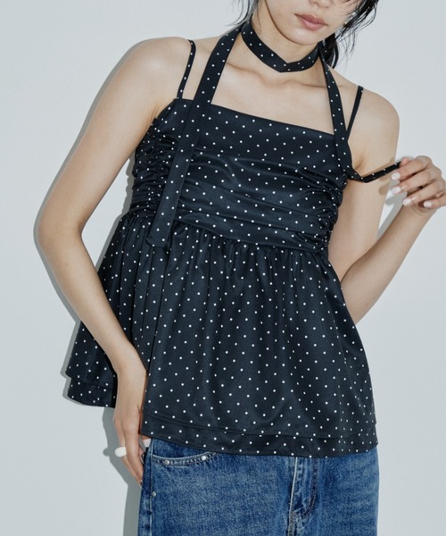 DRWCYS(ドロシーズ)の「ドットギャザーキャミ/ナロータイ付き(タンクトップ・レディース・ブラック・FREE)」の4枚目の写真
