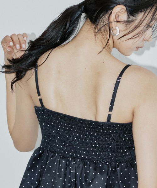 DRWCYS(ドロシーズ)の「ドットギャザーキャミ/ナロータイ付き(タンクトップ・レディース・ブラック・FREE)」の10枚目の写真