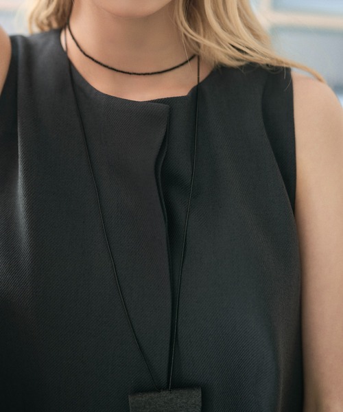 LAULEN(ローレン)の「fly front middle flare vest /クルーネック比翼ミドル丈フレアベスト(ベスト・レディース・ブラック/グレー・FREE)」の19枚目の写真