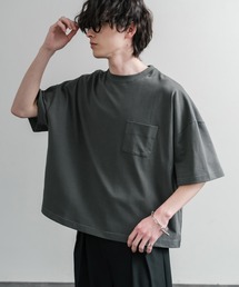 Audience（オーディエンス）の「Upscape Audience 日本製/国産VORTEX 8オンスMVS天竺グラスポケット付きハーフスリーブクロップドTシャツ AUD6654（Tシャツ/カットソー）」