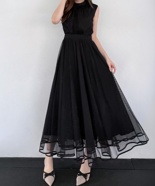 junoah(ジュノア)の「ノースリーブチュールワンピース(ワンピース・レディース・チャコール/アイボリー/ブラック・SMALL/LARGE/MEDIUM)」の3枚目の写真