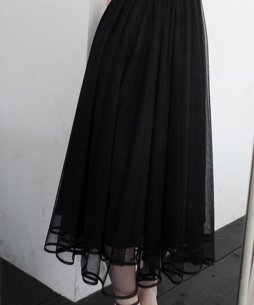 junoah(ジュノア)の「ノースリーブチュールワンピース(ワンピース・レディース・チャコール/アイボリー/ブラック・SMALL/LARGE/MEDIUM)」の6枚目の写真