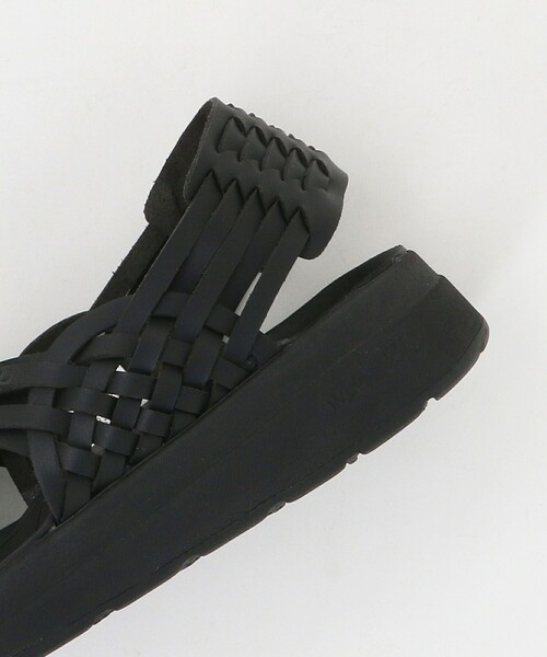 MALIBU SANDALS（マリブサンダルズ）の「＜MALIBU SANDALS＞レザーライク キャニオン サンダル（サンダル・レディース・ホワイト/ブラック・US5/US6/US 6H）」の9枚目の写真