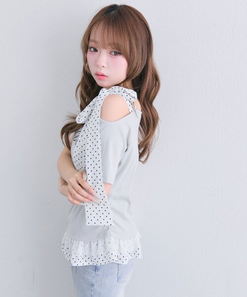 OLIVE des OLIVE(オリーブデオリーブ)の「肩リボンTシャツ(Tシャツ/カットソー・レディース・ライトグレー/オフホワイト/ブラック・FREE)」の13枚目の写真