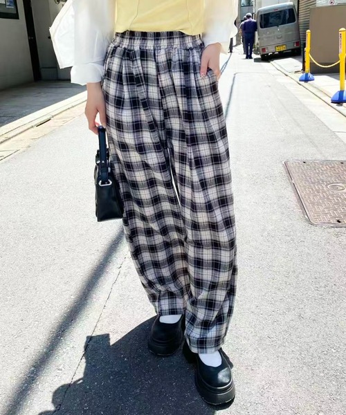 mebole（メボレ）の「ライトチェックイージーパンツ（その他パンツ・レディース・ブラック/ブルー・FREE）」の4枚目の写真