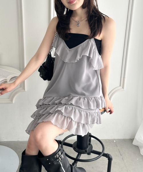 CLEA（クレア）の「フリルティアードシアーキャミワンピース（チュニック・レディース・グレー/ブラック/ホワイト・FREE）」の3枚目の写真