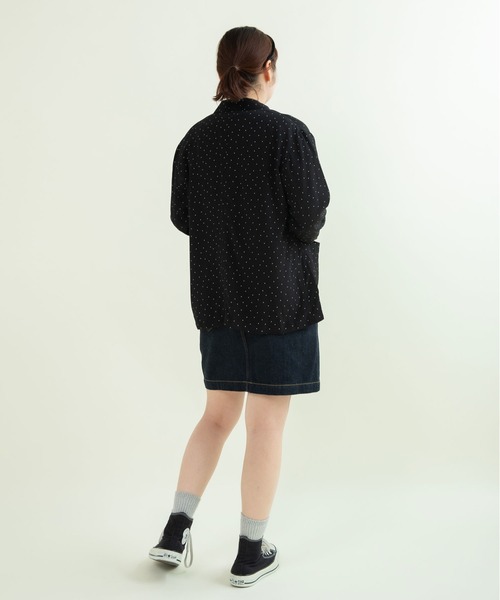 CHILD WOMAN(チャイルドウーマン)の「レーヨンちりめん抜染ドットプリントジャケット(テーラードジャケット・レディース・ブラック・FREE)」の7枚目の写真