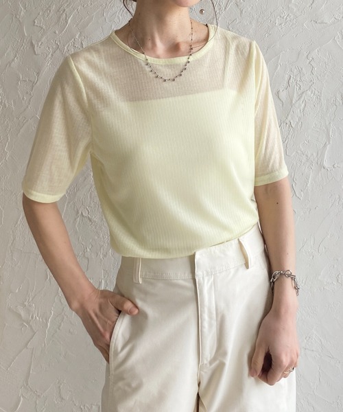She's Closet（シーズクローゼット）の「クルーネック シースルー 半袖 シアー Tシャツ リブカットソートップス（Tシャツ/カットソー・レディース・ブラック/アイボリー/イエロー/ブラウン・FREE）」の4枚目の写真