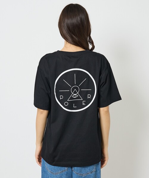 POLeR（ポーラー）の「【POLeR/ポーラー】バックプリント グラフィック Tシャツ / 0261MCV012１ / ユニセックス（Tシャツ/カットソー・メンズ・ホワイト系その他2/ブラック系その他/ホワイト系その他/グレー系その他2/ブラック系その他2/グレー系その他・M/L）」の4枚目の写真