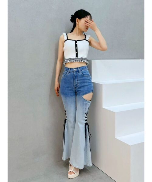 EATME（イートミー）の「バイカラーフリルキャミニットTOP（キャミソール・レディース・ブラック/オフホワイト/グリーン・FREE）」の14枚目の写真