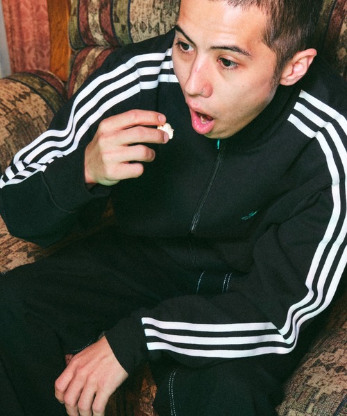 adidas(アディダス)の「adidas SWEAT FIREBIRD TRACKTOP atmos / アディダス スウェット ファイヤーバード トラックトップ アトモス【SP】(スウェット・メンズ・ブラック・3XL/XXL/XL/L/M/S/XS)」の4枚目の写真