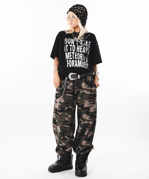 SHORT ROUND(ショートラウンド)の「SHORT ROUND/【26年春夏新作】ビッグロゴスラブヘンリーネックT(Tシャツ/カットソー・メンズ・ベージュ/ホワイト・FREE)」の11枚目の写真