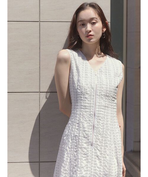 LAGUNAMOON(ラグナムーン)の「フロントZIPミックスカラーワンピース 【夏服】(ワンピース・レディース・ホワイト/ブラック/ブルー・MEDIUM/SMALL)」の9枚目の写真