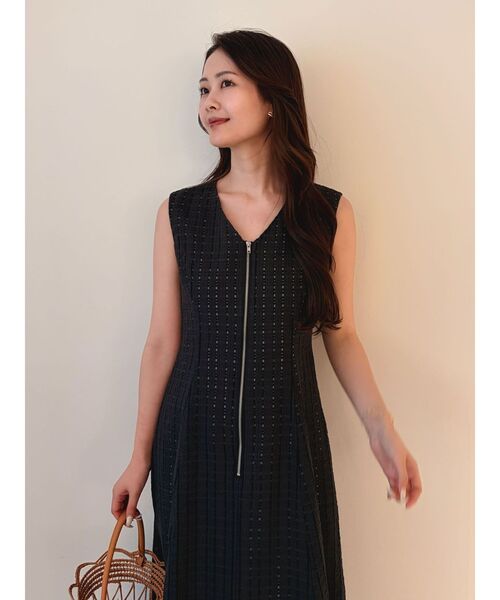 LAGUNAMOON(ラグナムーン)の「フロントZIPミックスカラーワンピース 【夏服】(ワンピース・レディース・ホワイト/ブラック/ブルー・MEDIUM/SMALL)」の17枚目の写真