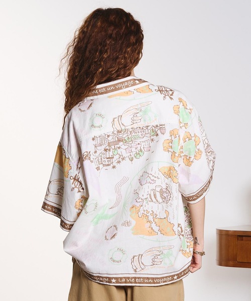 HLAADA(フラーダ)の「HLAADA for ROSEBUD/VOYAGE PRINT SHORT SLEEVE SHIRT(シャツ/ブラウス・レディース・ブラック/ブラウン・ONE SIZE)」の6枚目の写真