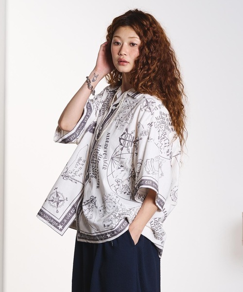 HLAADA(フラーダ)の「HLAADA for ROSEBUD/VOYAGE PRINT SHORT SLEEVE SHIRT(シャツ/ブラウス・レディース・ブラック/ブラウン・ONE SIZE)」の15枚目の写真