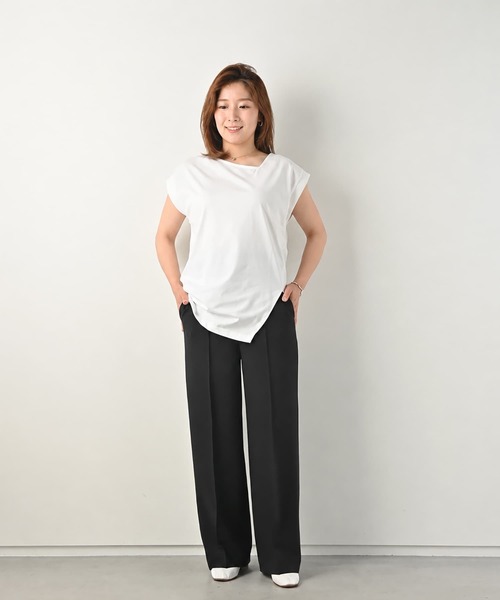 Brown&Street(ブラウンアンドストリート)の「アシンメトリーカットトップス(Tシャツ/カットソー・レディース・ブラック/ホワイト・FREE)」の5枚目の写真