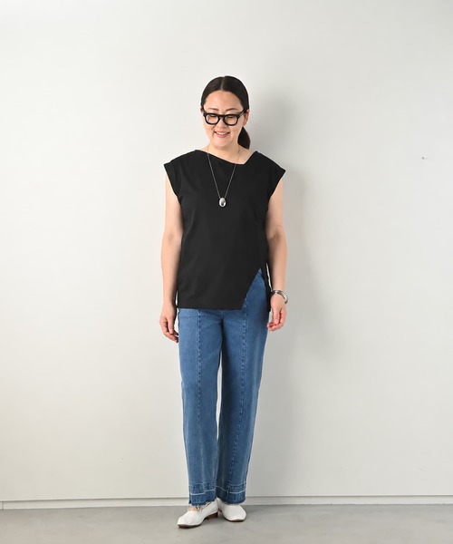 Brown&Street(ブラウンアンドストリート)の「アシンメトリーカットトップス(Tシャツ/カットソー・レディース・ブラック/ホワイト・FREE)」の11枚目の写真