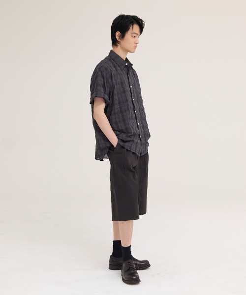 AKECII（アケシ）の「エルスモークチェック半袖シャツ_チャコール（シャツ/ブラウス・メンズ・その他・MEDIUM/LARGE）」の4枚目の写真