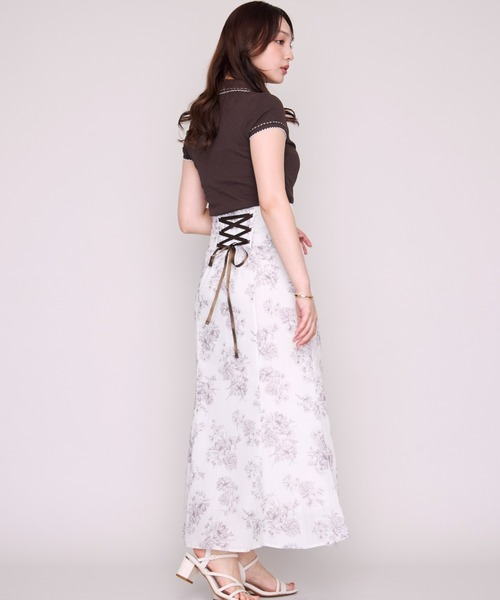 MISCH MASCH(ミッシュマッシュ)の「2026春夏新作 配色ステッチポロニット半袖トップス(Tシャツ/カットソー・レディース・ホワイト/ブラック/ブラウン・フリ-)」の20枚目の写真