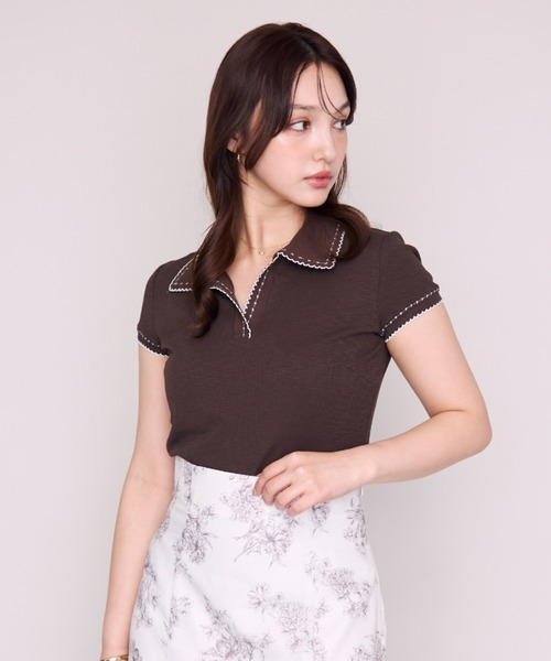 MISCH MASCH(ミッシュマッシュ)の「2026春夏新作 配色ステッチポロニット半袖トップス(Tシャツ/カットソー・レディース・ホワイト/ブラック/ブラウン・フリ-)」の9枚目の写真