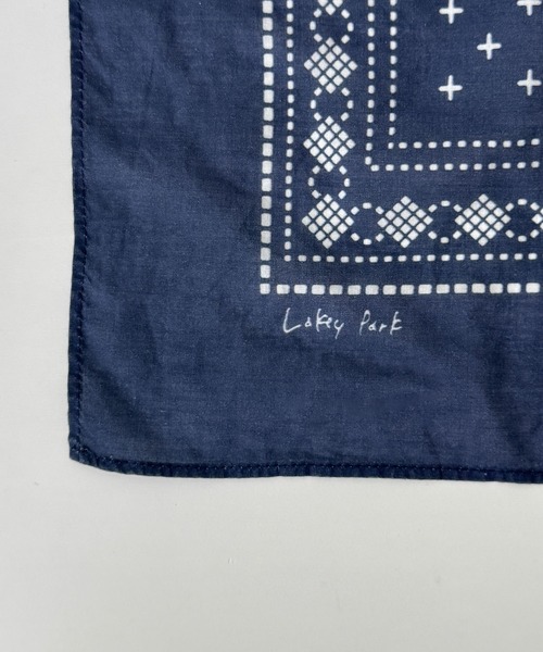 CANAL JEAN(キャナルジーン)の「Lakey Park バンダナ(バンダナ/スカーフ・レディース・ネイビー・ONE SIZE)」の5枚目の写真