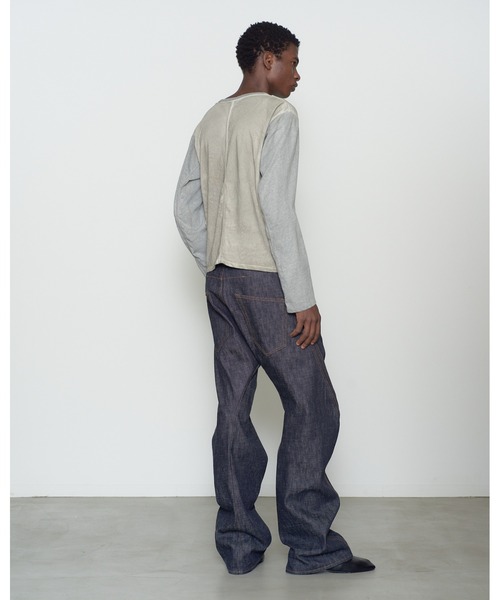 CONZ(コンズ)の「3D TWISTED JEANS/立体裁断/3Dパターン/ローライズ/デニム/NVRFRGT(デニムパンツ・メンズ・インディゴブルー・1/3/2)」の2枚目の写真