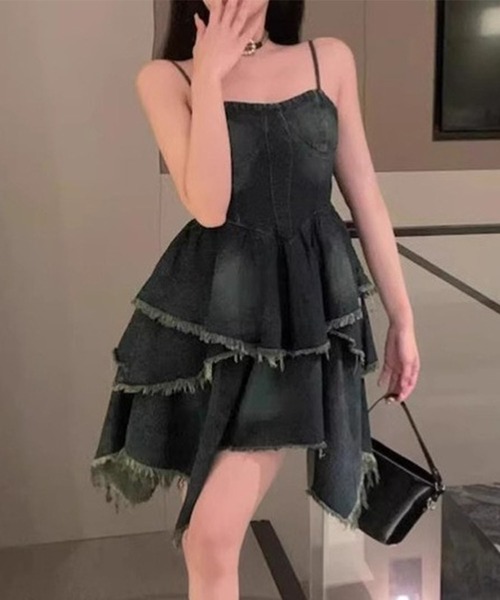 GLAMOROUS JANE（グラマラスジェーン）の「デニムティアードキャミワンピース（ワンピース・レディース・ブルー・M/L）」の9枚目の写真