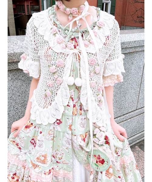 PINK HOUSE(ピンクハウス)の「ローズモチーフいっぱい透かし柄カーディガン(カーディガン/ボレロ・レディース・ホワイト/ベージュ/ブラック/ミント・フリー)」の2枚目の写真