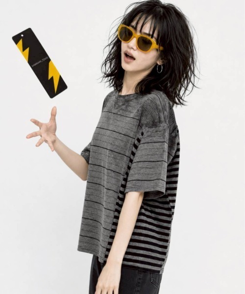 KAMINARI_TOKIO(カミナリトキオ)の「ランダムボーダーヴィンテージライクTシャツ(Tシャツ/カットソー・レディース・ホワイト/レッド/グレー・FREE)」の14枚目の写真