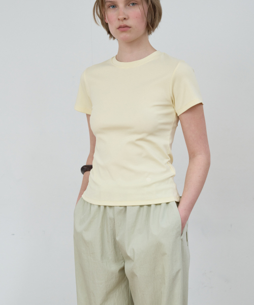 Majournee(マジョネ)の「BASIC SIMBOL T-SHIRT_YELLOW(Tシャツ/カットソー・レディース・イエロー・ONE SIZE)」の1枚目の写真