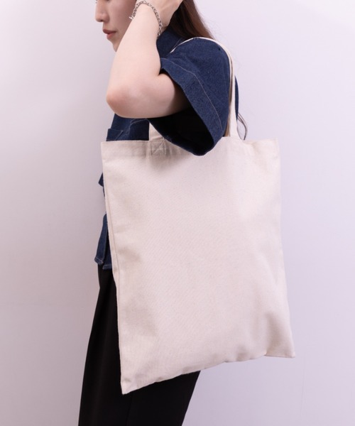 NEWTRAL PRODUCTS(ニュートラルプロダクツ)の「101 Basic Tote Bag Lサイズ/無地トート PC収納可 コットン100% エコバッグ/101 Basic Tote Bag Lサイズ(トートバッグ・レディース・ナチュラル/ブラック・L)」の6枚目の写真