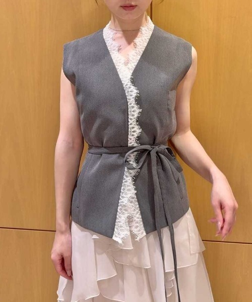 SNIDEL(スナイデル)の「【セットアップ対応】レーストリミングバリエジレ(その他アウター・レディース・ブラック/グレー/アイボリー・F)」の22枚目の写真