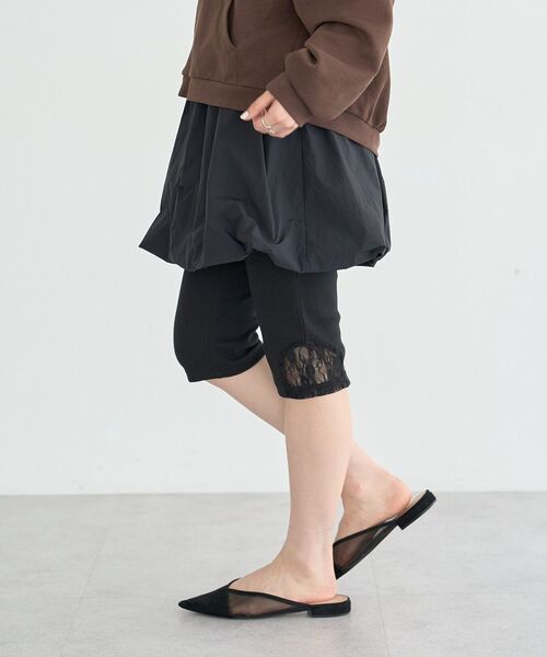 earth music&ecology(アースミュージックアンドエコロジー)の「バイカーパンツ(その他パンツ・レディース・グレー系その他2/ブラック・FREE)」の19枚目の写真