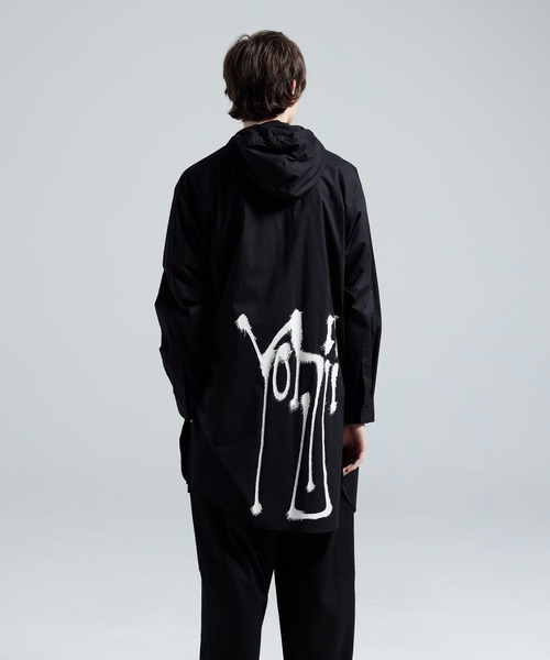 Y-3（ワイスリー）の「Y-3 CHITO GRAPHIC HOODED COTTON SHIRT（シャツ/ブラウス・メンズ・ブラック・X-SMALL/SMALL/MEDIUM/LARGE/X-LARGE）」の3枚目の写真
