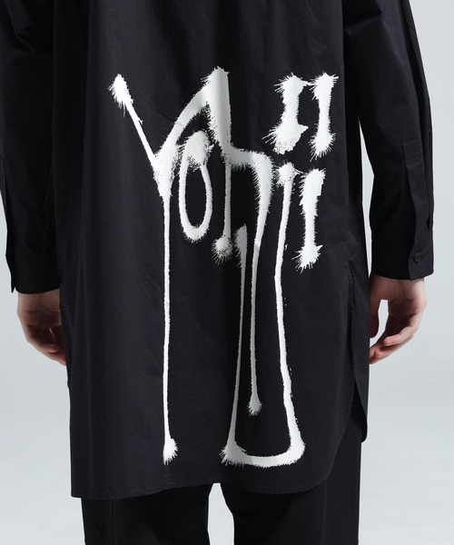 Y-3（ワイスリー）の「Y-3 CHITO GRAPHIC HOODED COTTON SHIRT（シャツ/ブラウス・メンズ・ブラック・X-SMALL/SMALL/MEDIUM/LARGE/X-LARGE）」の7枚目の写真
