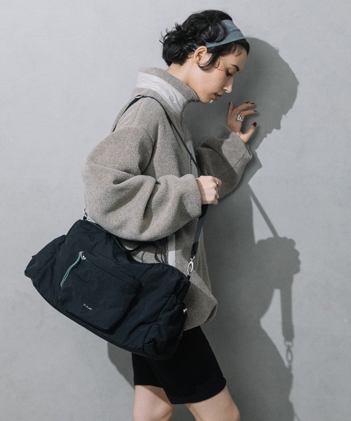 Beau're（ヴュレ）の「BEAURE Nylon ShoulderBag（ショルダーバッグ・レディース・ブラック・FREE）」の2枚目の写真
