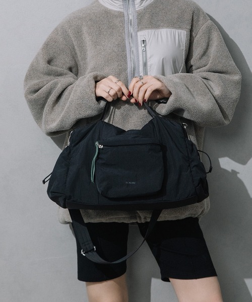 Beau're（ヴュレ）の「BEAURE Nylon ShoulderBag（ショルダーバッグ・レディース・ブラック・FREE）」の4枚目の写真