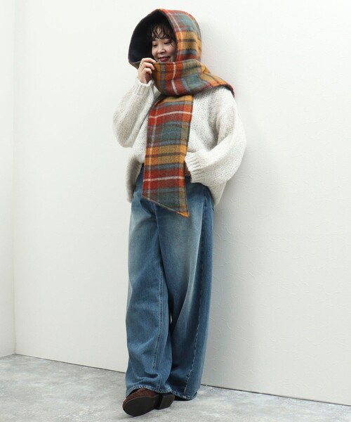 MICO COULIER(ミコクリエ)の「【TWEEDMILL】別注チェック柄フード付きマフラー(マフラー・レディース・グリーン系その他2/ベージュ系その他・FREE)」の3枚目の写真