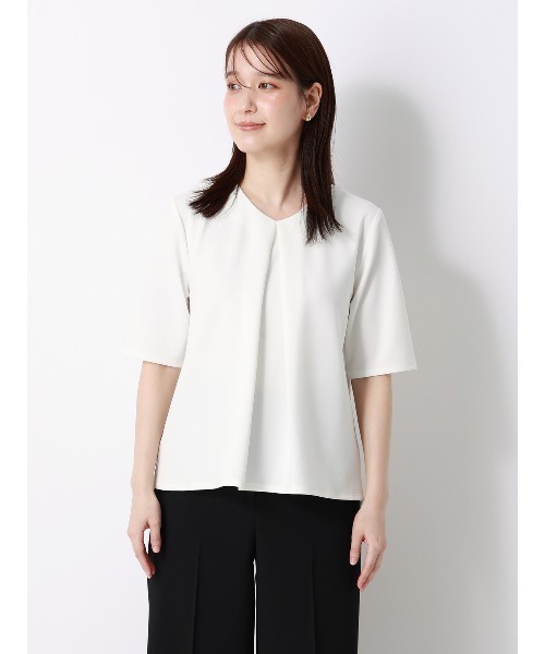 SUIT SQUARE（スーツスクエア）の「Vネックプルオーバー／5分袖／ウォッシャブル／接触冷感／UVカット／無地（シャツ/ブラウス・レディース・グレー/グリーン/ピンク/ホワイト・F）」の19枚目の写真