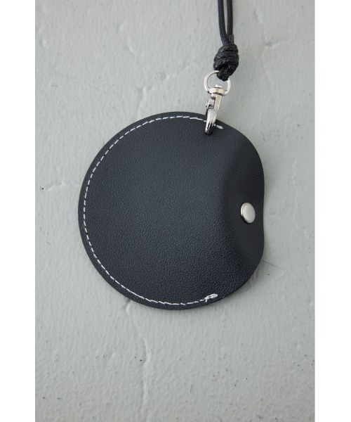 AZUL by moussy（アズールバイマウジー）の「ラウンドネックレスポーチ ミニウォレット マルチケース（コインケース・メンズ・ブラック/ブラウン・FREE）」の7枚目の写真