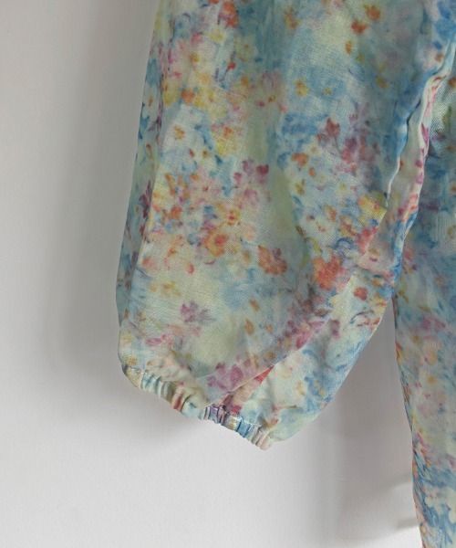 ONEP STAR(ワンピスター)の「花柄ギャザーリボンシアーブラウス(シャツ/ブラウス・レディース・ブルー・MEDIUM/LARGE/X-LARGE)」の4枚目の写真