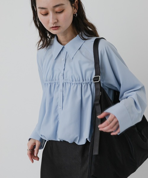 SENSE OF PLACE by URBAN RESEARCH(センスオブプレイスバイアーバンリサーチ)の「ギャザーバルーンシャツ(シャツ/ブラウス・レディース・グレー系その他/オフホワイト/ライトブルー・ONE)」の3枚目の写真