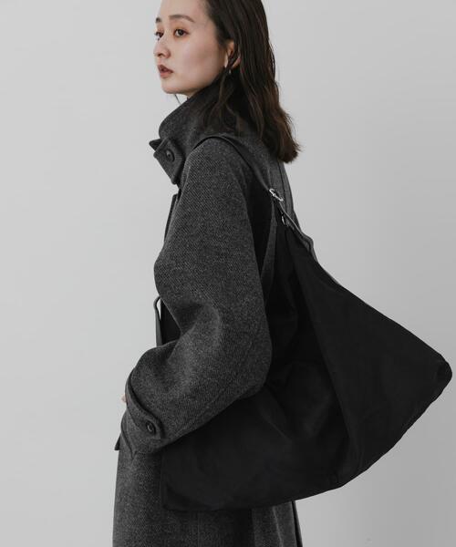 SENSE OF PLACE by URBAN RESEARCH(センスオブプレイスバイアーバンリサーチ)の「ビッグショルダーバッグ(トートバッグ・レディース・ブラック/ブラウン/ベージュ・ONE)」の4枚目の写真