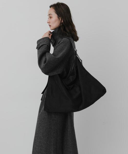 SENSE OF PLACE by URBAN RESEARCH(センスオブプレイスバイアーバンリサーチ)の「ビッグショルダーバッグ(トートバッグ・レディース・ブラック/ブラウン/ベージュ・ONE)」の5枚目の写真
