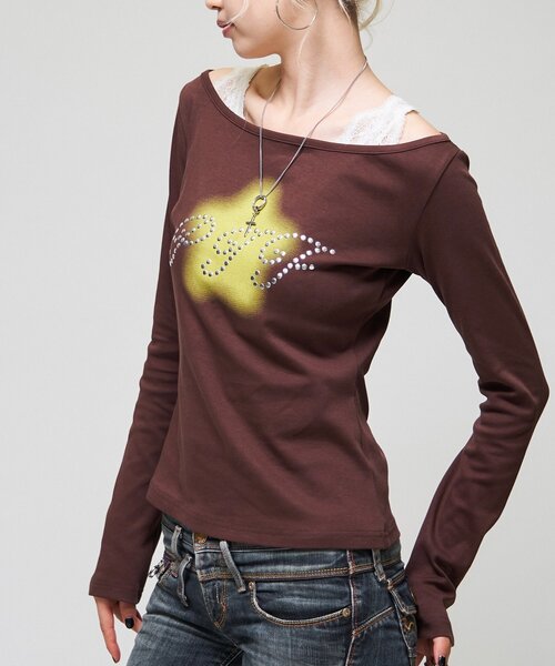 WHO'S WHO gallery(フーズフーギャラリー)の「PIFスタッズトップス(Tシャツ/カットソー・レディース・ベージュ/パープル/ブラウン・FREE)」の2枚目の写真